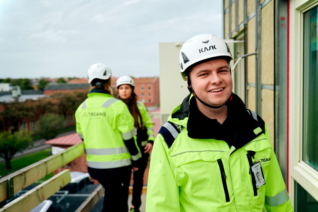Csongor är Trainee på Treano, han kom från Rumänien 2019 efter att ha avslutat sina studier där
