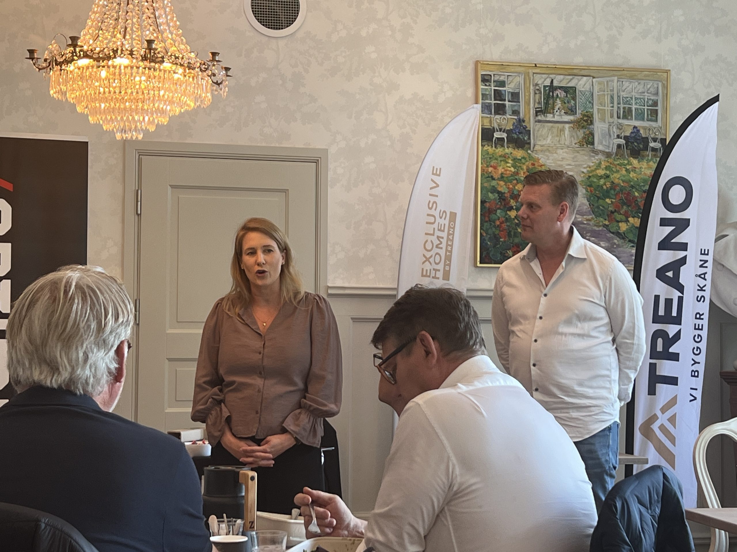 Information om miljövänliga alternativ på byggmaterial vid lunchen på Sofiero slott